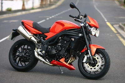 Triumph Speed Triple Specfications And Features